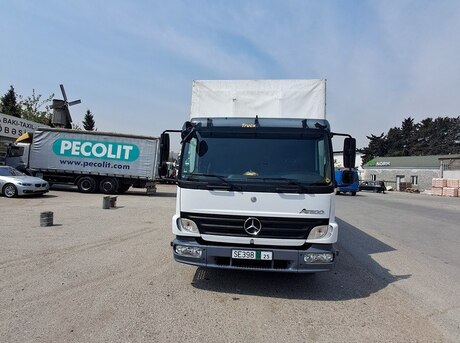 Mercedes Atego 818 2010