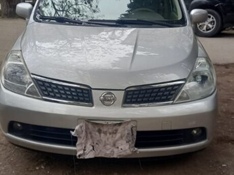 Nissan Tiida 2006