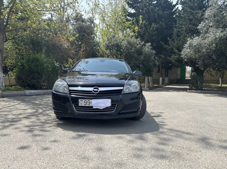 Opel Astra 2010