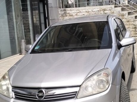 Opel Astra 2007