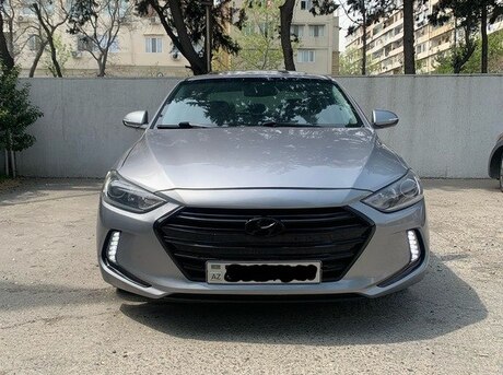 Hyundai Elantra 2016