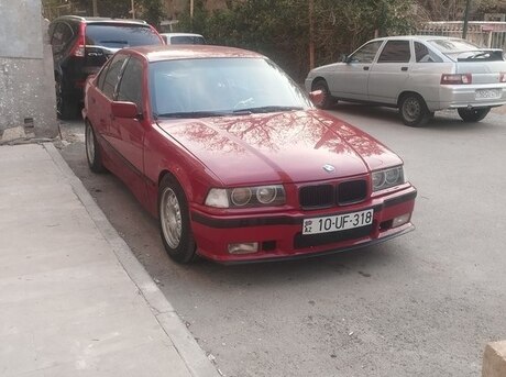 BMW 320 1992