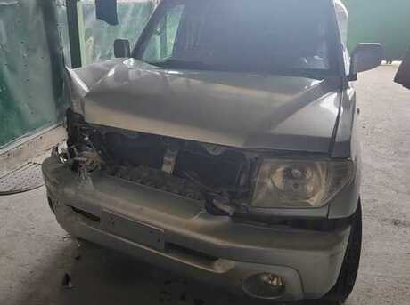 Mitsubishi Pajero io 2002