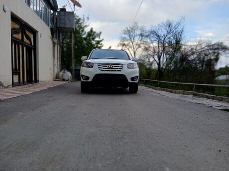 Hyundai Santa Fe 2011