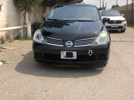 Nissan Tiida 2006