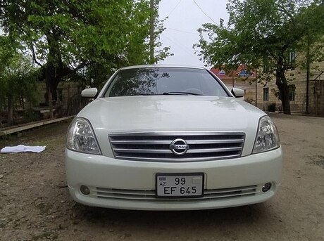 Nissan Teana 2004