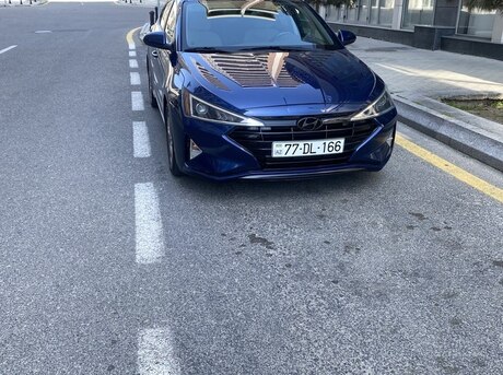 Hyundai Elantra 2019