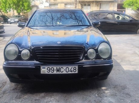 Mercedes E 240 2001