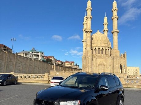 Mitsubishi Outlander 2010
