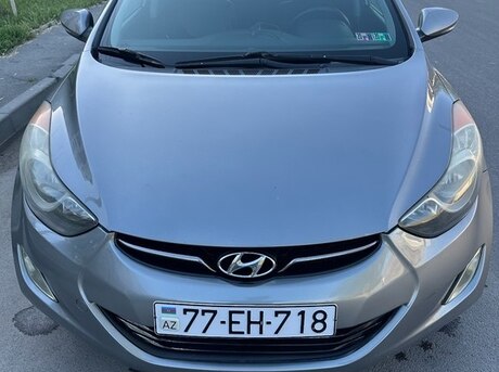 Hyundai Elantra 2013