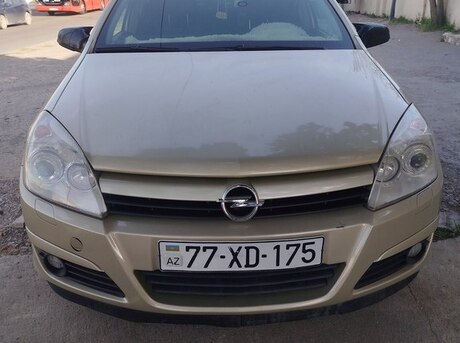 Opel Astra 2004