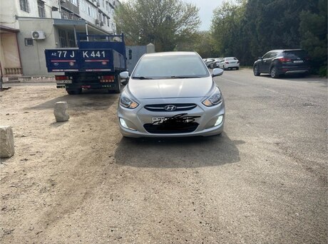 Hyundai Accent 2014
