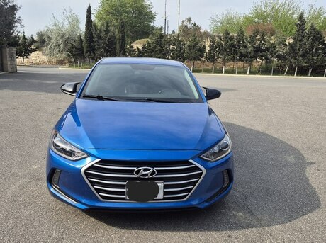 Hyundai Elantra 2016