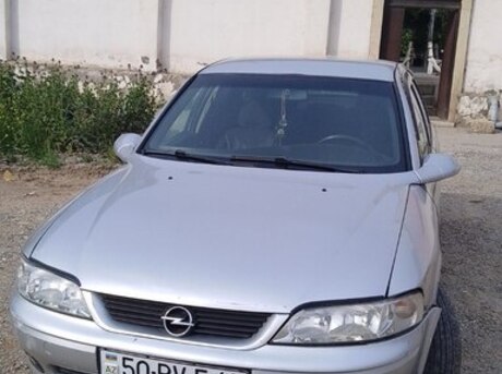 Opel Vectra 2016