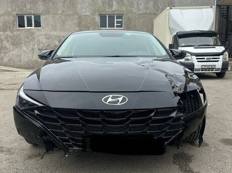 Hyundai Elantra 2021