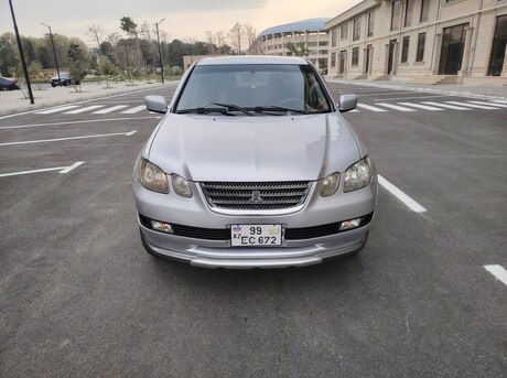 Mitsubishi Airtrek 2003