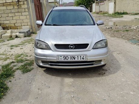 Opel Astra 2009