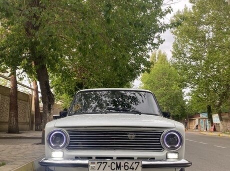 LADA (VAZ) 21011 1981