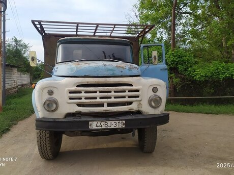 ZIL 130
