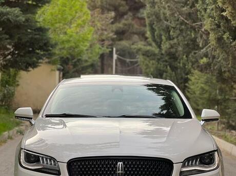 Lincoln MKZ