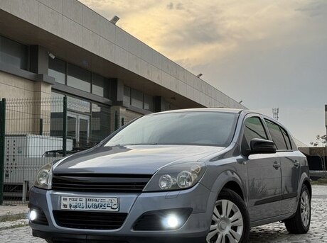 Opel Astra 2004