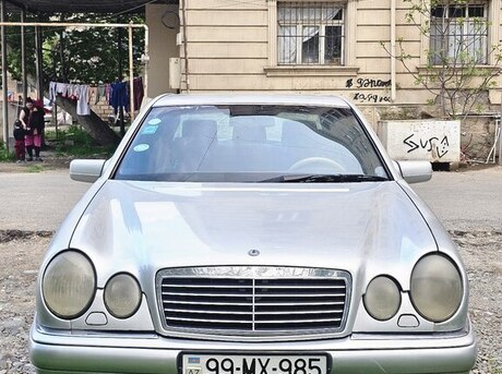 Mercedes E 240 1998