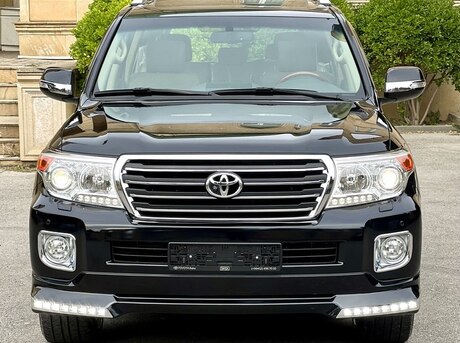 Toyota Land Cruiser 2013