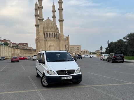 Mercedes Vito 115 2010