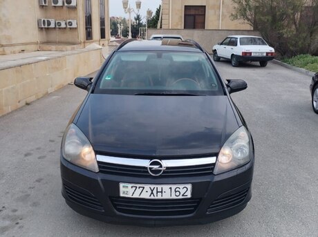 Opel Astra 2025