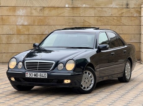 Mercedes E 240 2000