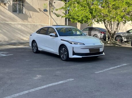Changan Qiyuan A05 2024