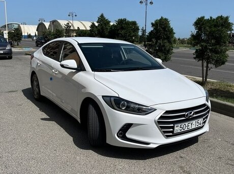 Hyundai Avante 2016