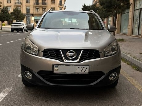 Nissan Qashqai 2012