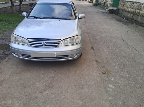 Nissan Sunny 2003