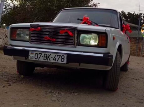 LADA (VAZ) 2107 2000