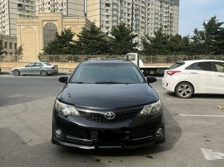 Toyota Camry 2014