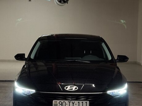 Hyundai Elantra 2024