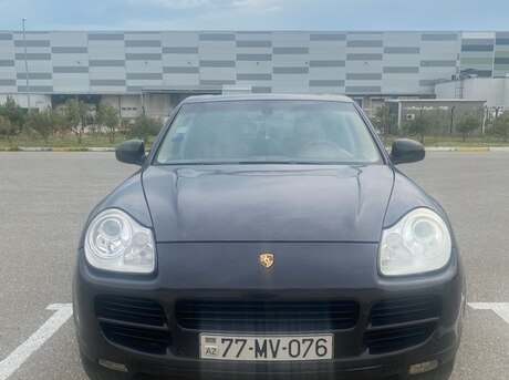 Porsche Cayenne Turbo S 2004