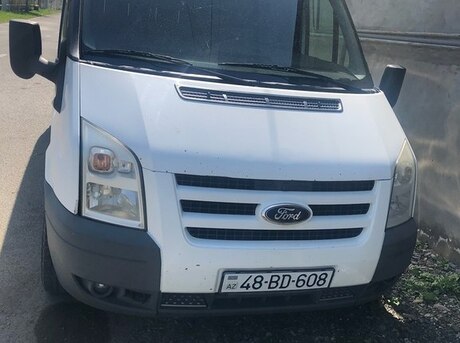 Ford Transit 2011