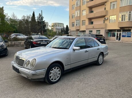 Mercedes E 280 1996
