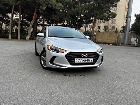 Hyundai Elantra 2017