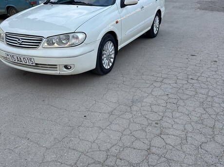 Nissan Sunny 2008