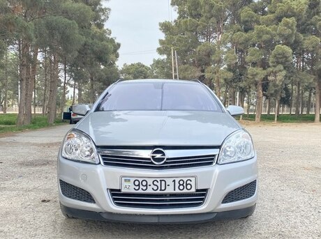 Opel Astra 2007