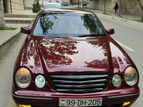 Mercedes E 240 2001
