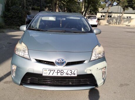 Toyota Prius 2015