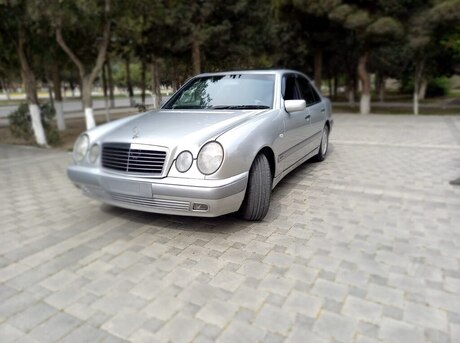 Mercedes E 240 1998