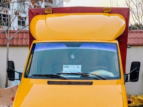 Mercedes Sprinter 413 2001