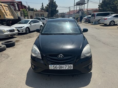 Hyundai Verna 2010