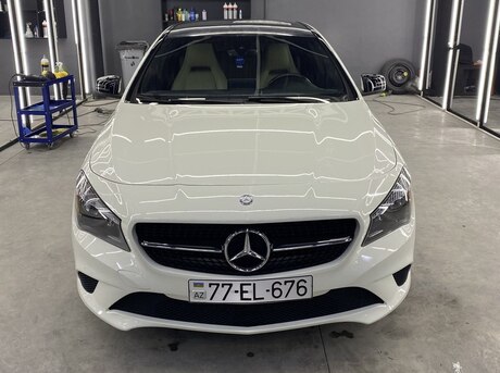 Mercedes CLA 250 2015