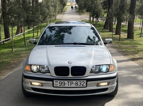 BMW 320 1998